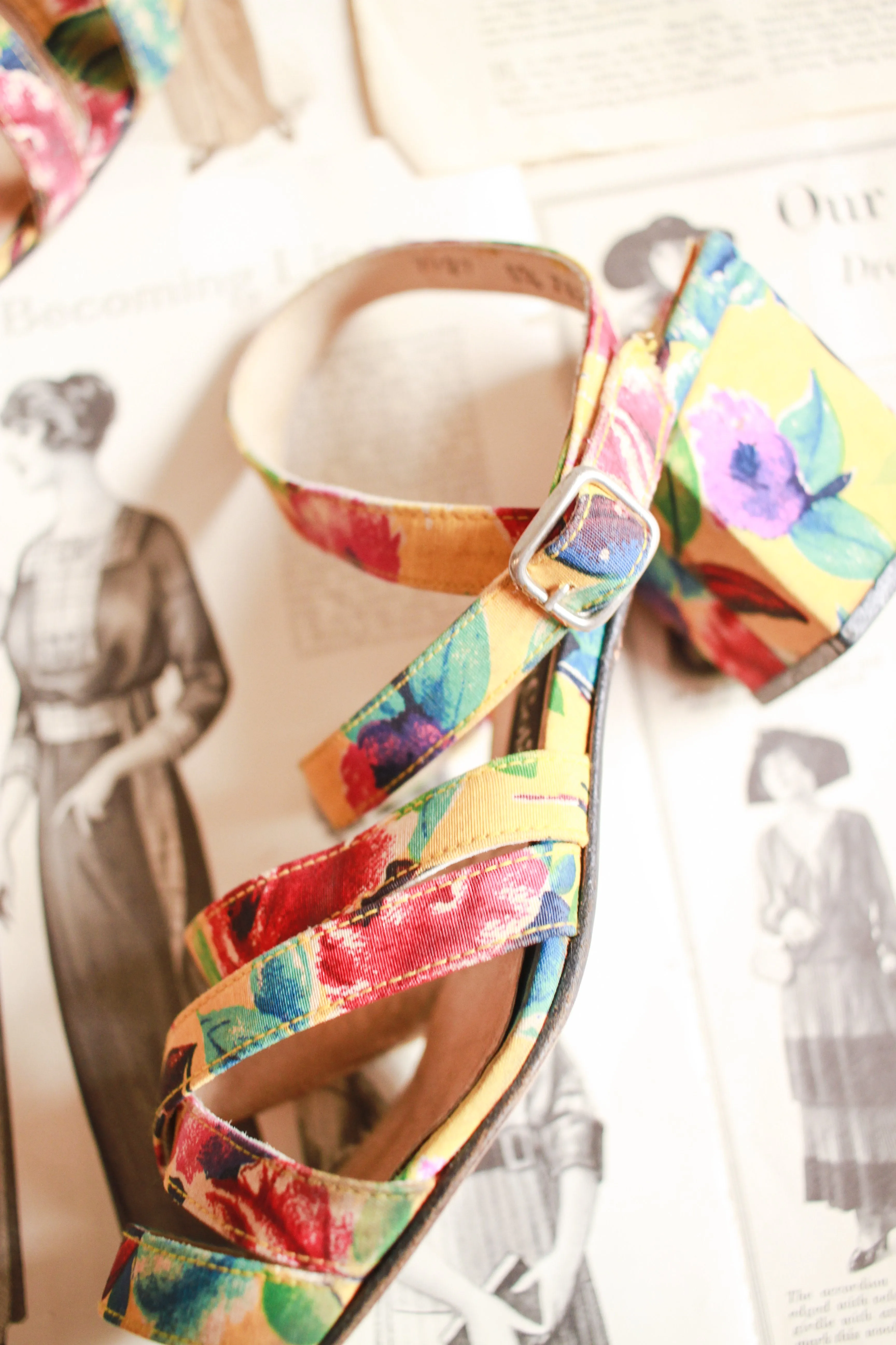 1980s Kenneth Cole Floral Satin Heels | 8.5