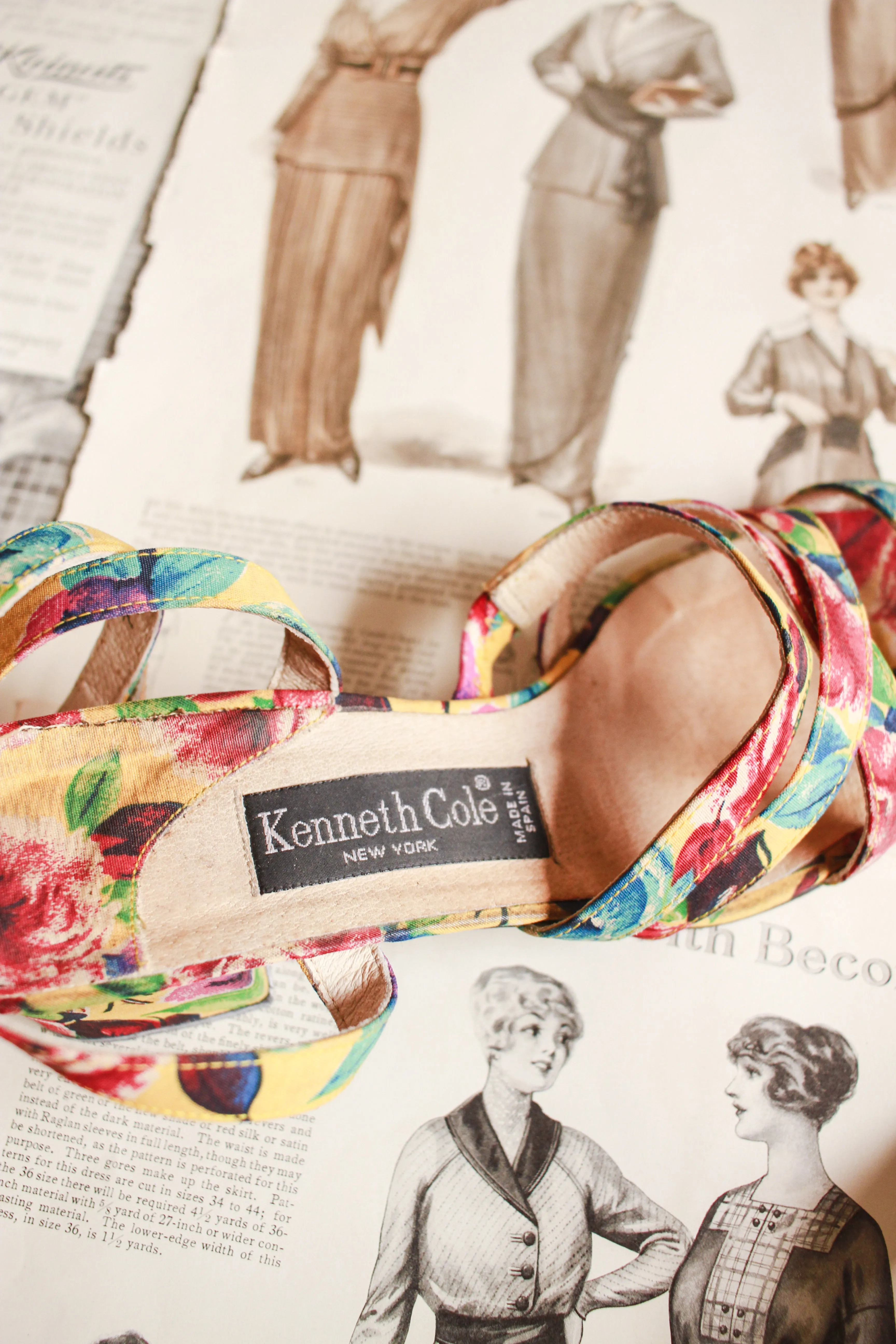 1980s Kenneth Cole Floral Satin Heels | 8.5