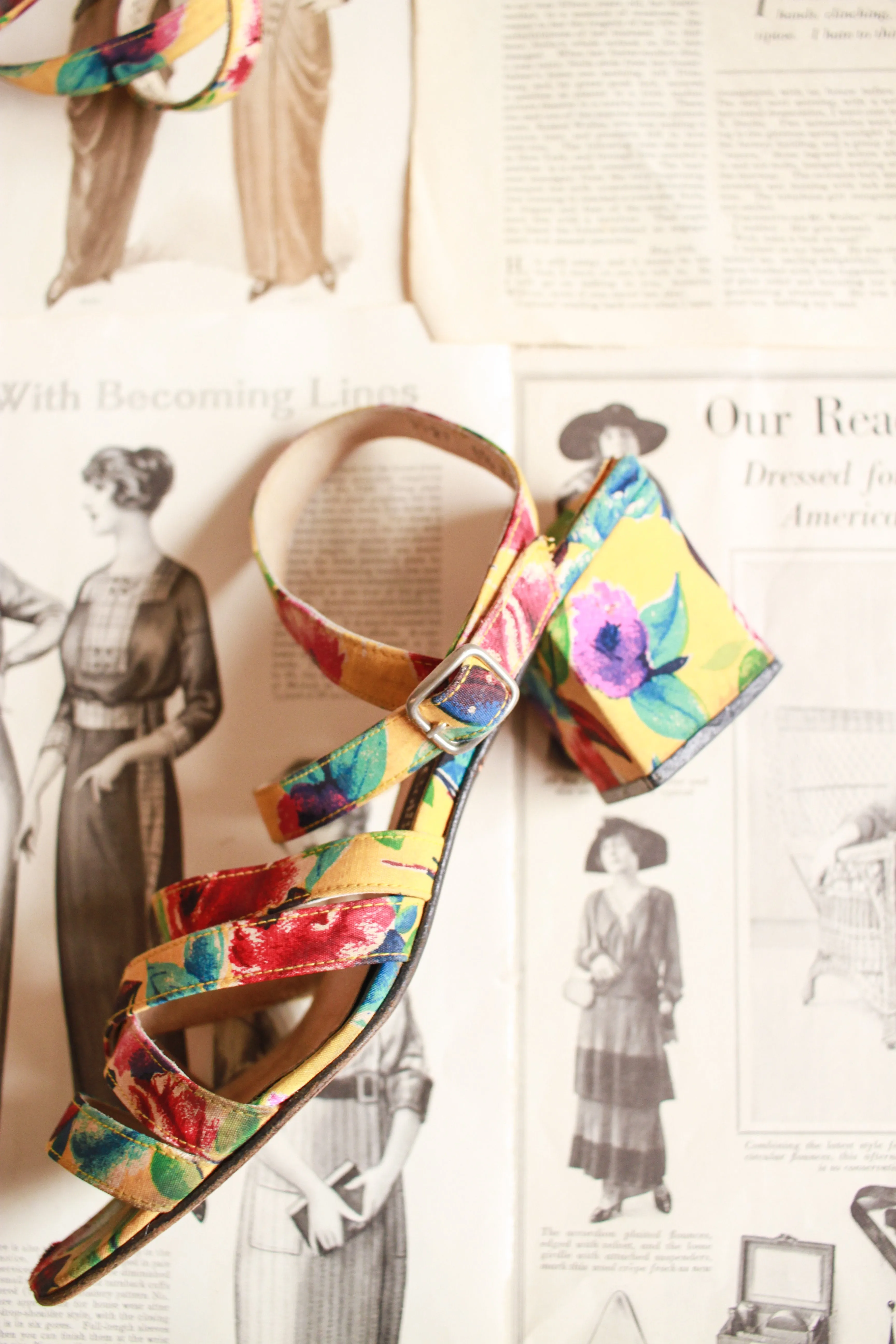 1980s Kenneth Cole Floral Satin Heels | 8.5