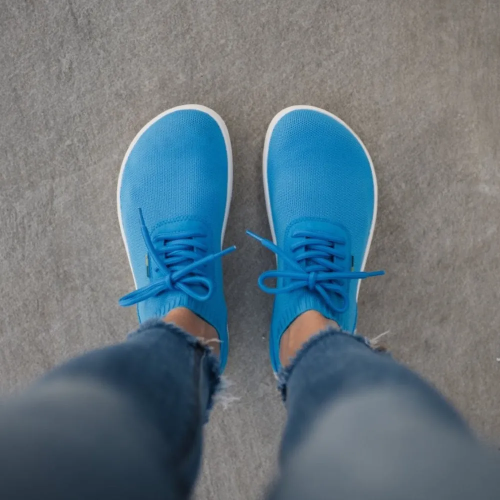 Be Lenka Stride Active Knit Sneaker - Blue & White 36 - Like New