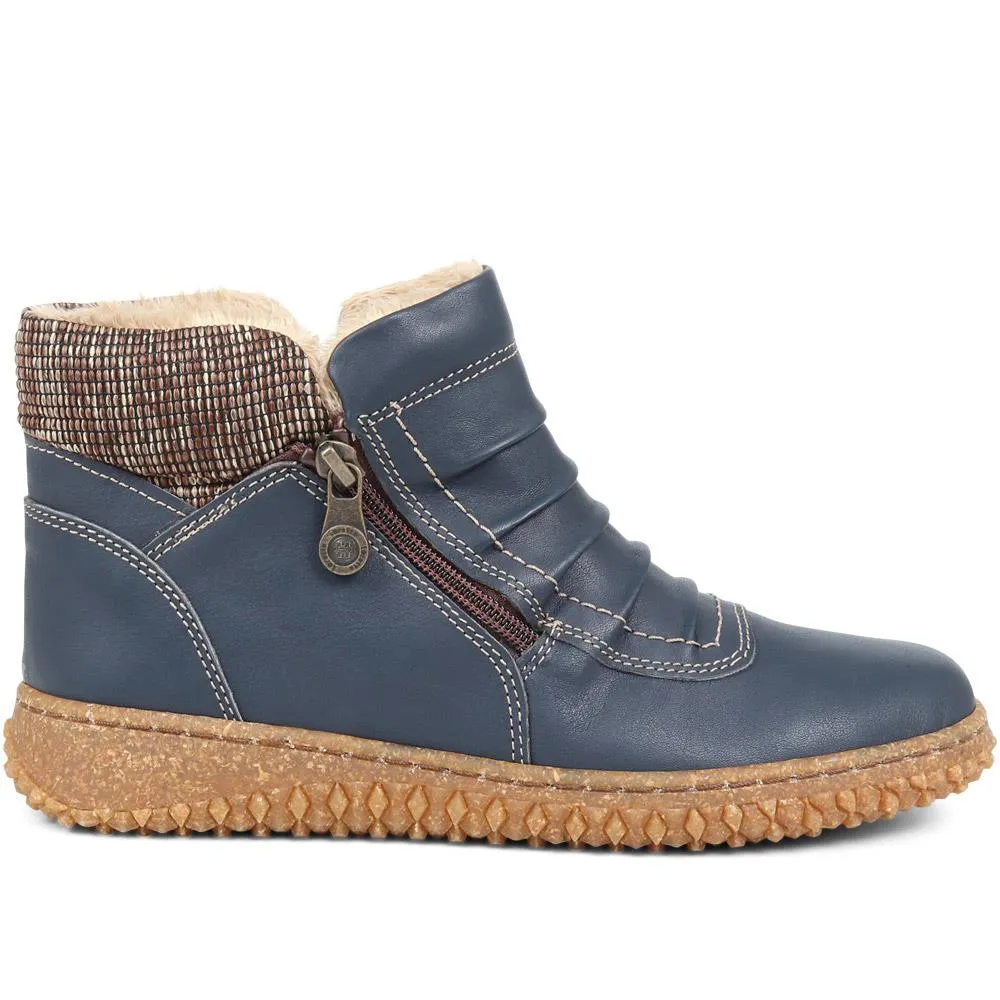 Loretta Zip-Up Boots - HAK38015 / 324 224