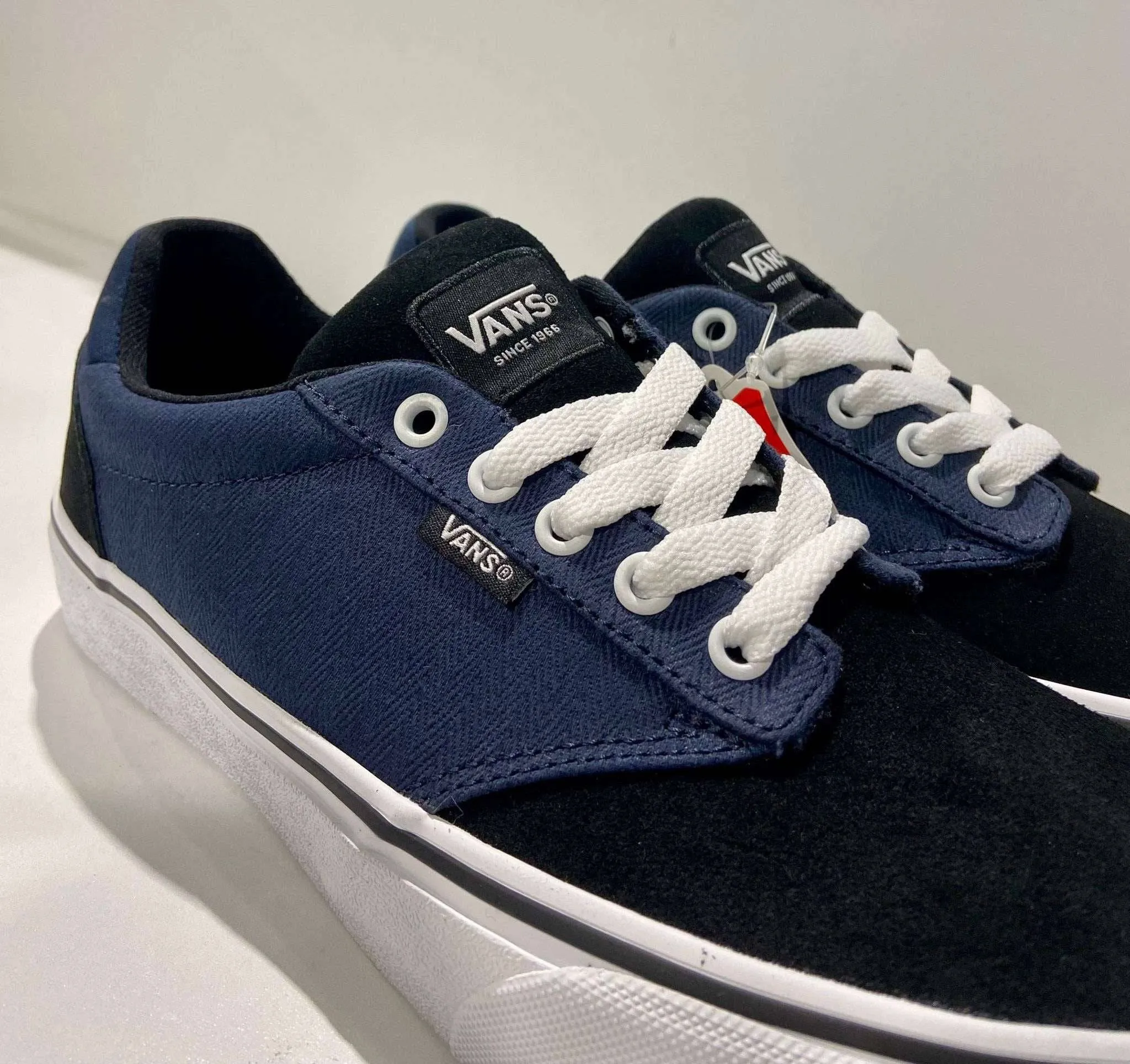VANS Mens Atwood Deluxe Herringbone Shoe -DRESS BLUE